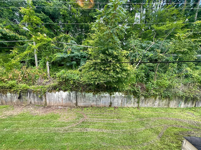 1662 Valley Ave — Photo 75