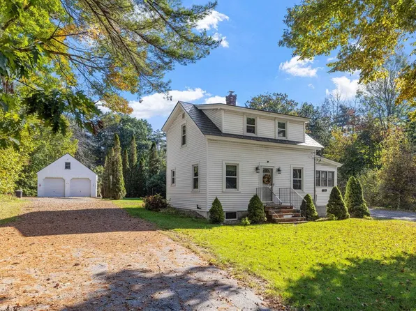 75 Pine Hill Road, Wolfeboro, NH 03894