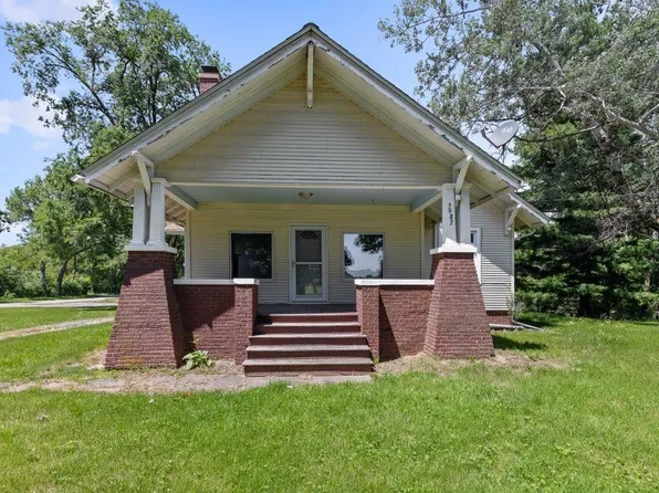5987 Prairie Rd, Rockford, IL 61102