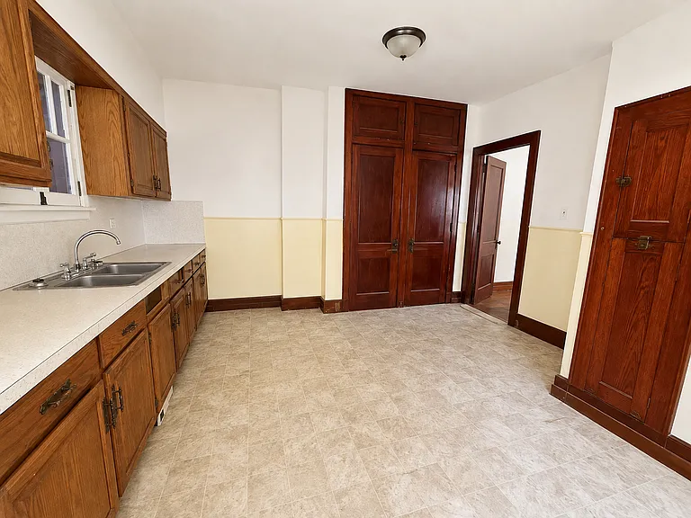 163 Frederick St #163 — Photo 4