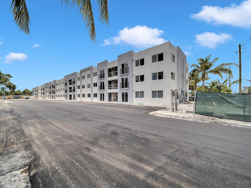 1st image of 14752 NE 6th Ave #101