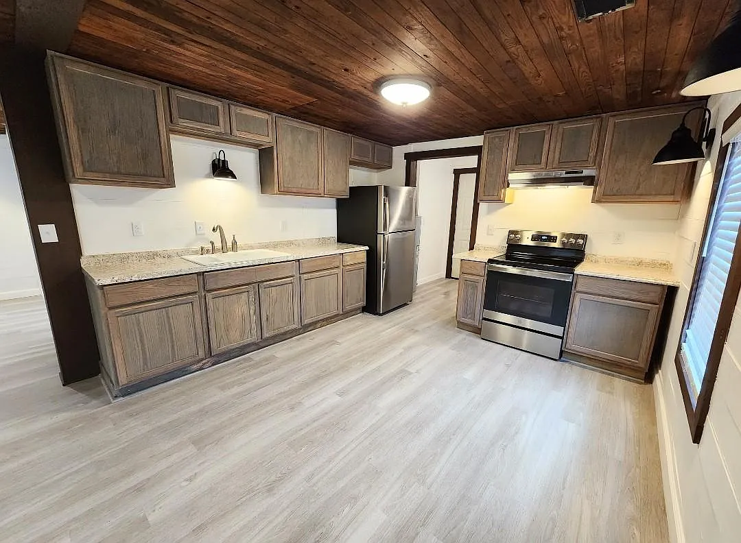 2 bed, 955 sqft, $1,100 — Photo 3
