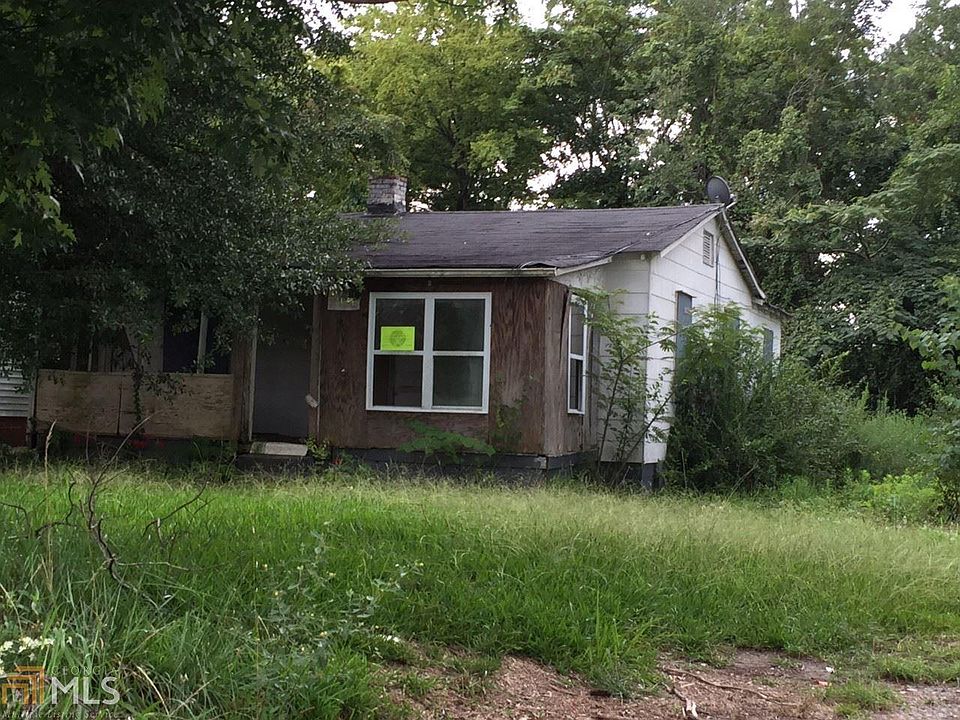 1st image of 214 Hilltop Dr SW