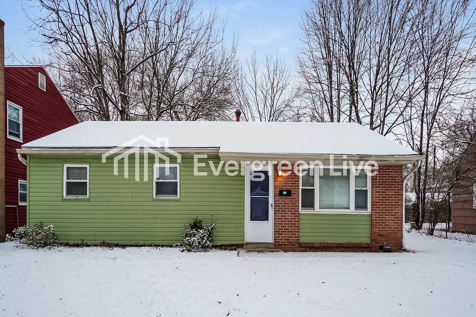 4698 Dundee Ave photo 1