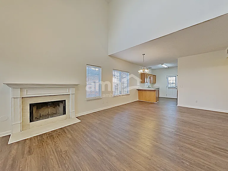 6852 Scarlet Ridge Dr — Photo 9