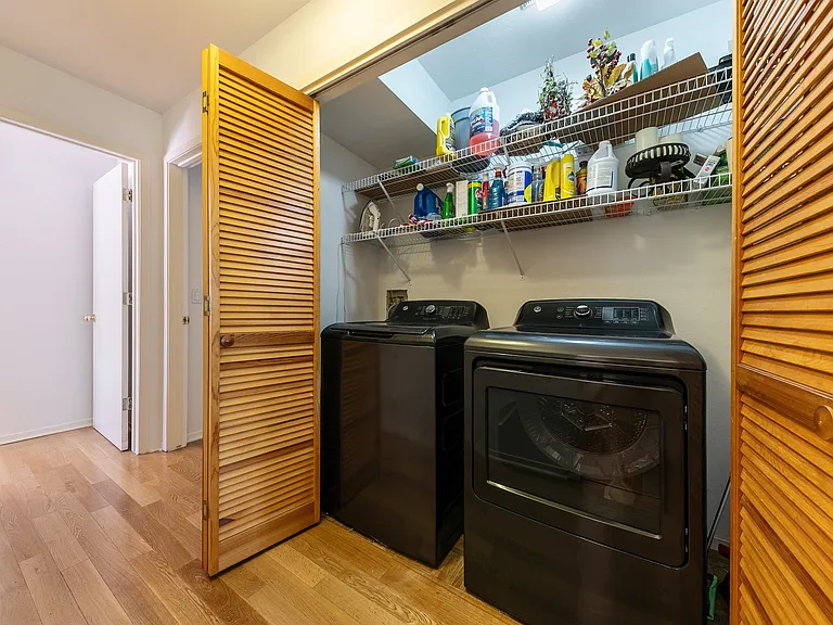 11059 Zermatt Dr — Photo 23