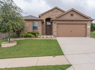 749 High Summit Trl, Fort Worth, TX 76131
