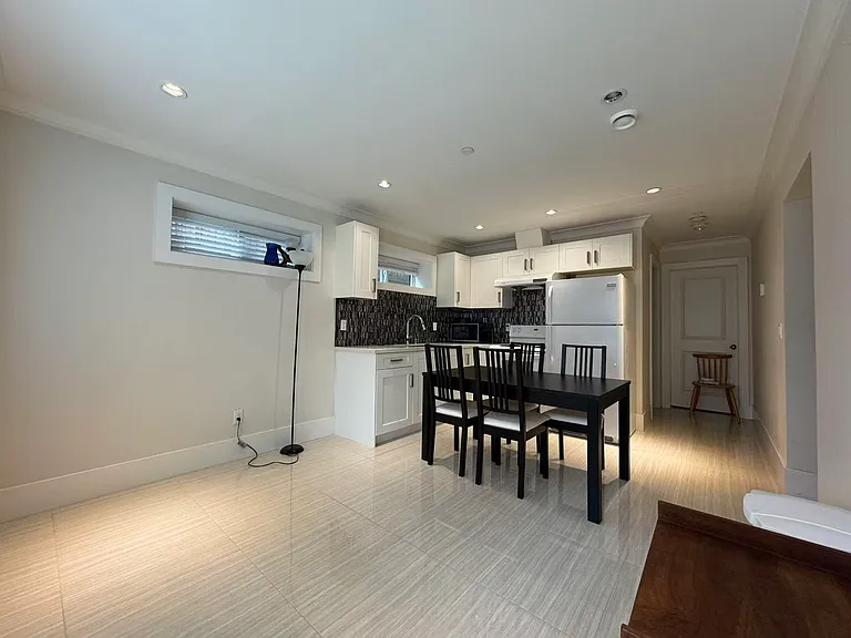 4224 W 15th Ave — Photo 4