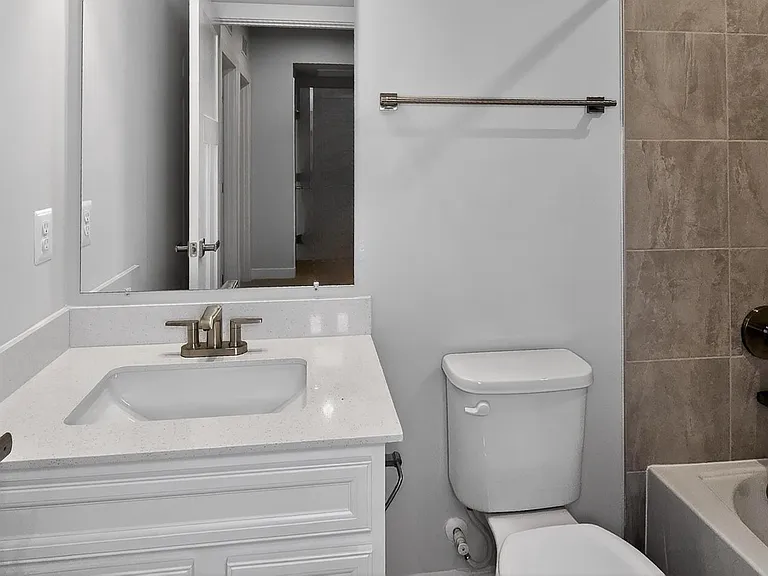 2542A Verona Pl — Photo 21