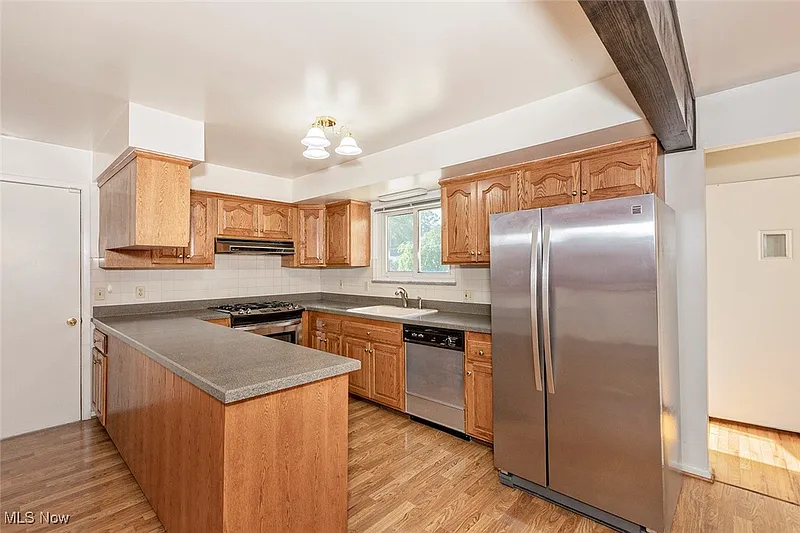 Thumbnail 13