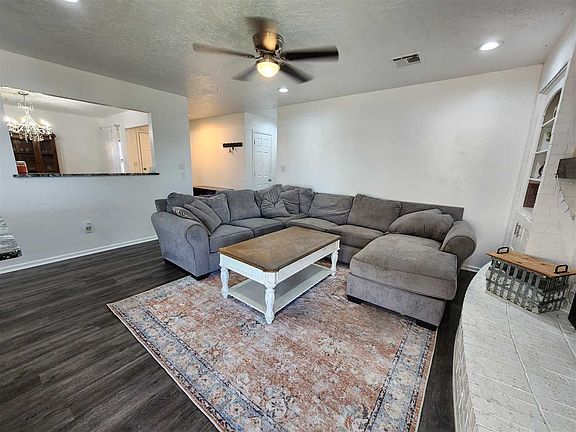 3rd image of 7216 SW Drakestone Blvd