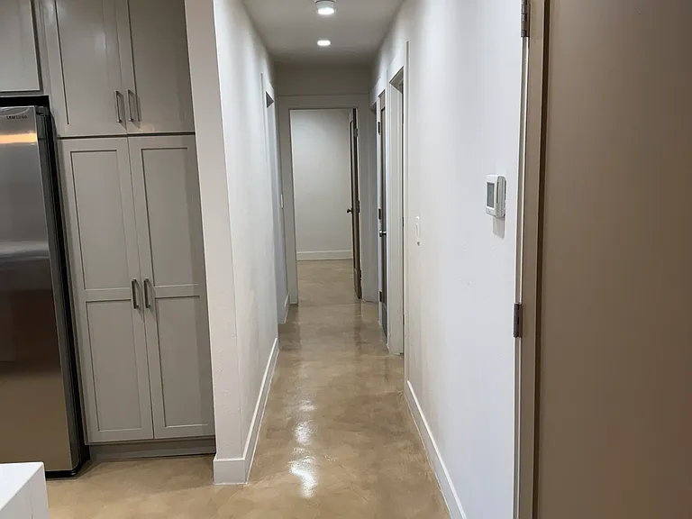 426 S Stratford Dr — Photo 33