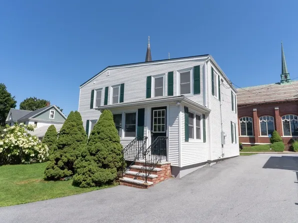 6 Maynard St, Webster, MA 01570