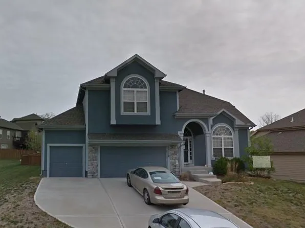 10118 Miller Ln, Kansas City, KS 66109