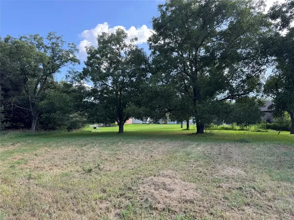 9814 Bringier Ct, Granbury, TX 76049