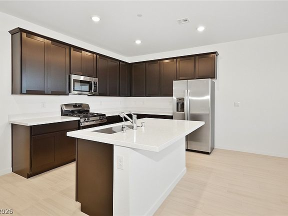 2nd image of 254 Walsh Peak Ave
