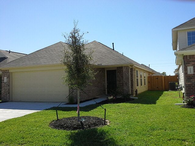 1st image of 5555 Latta Plantation Dr