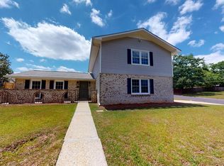 100 Kingsport Ct, Dothan, AL 36303