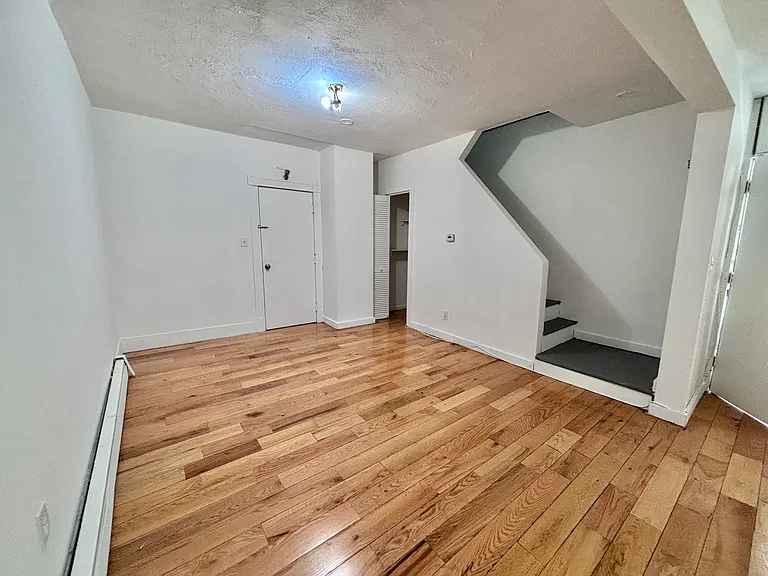 509 Medford St #2A — Photo 2