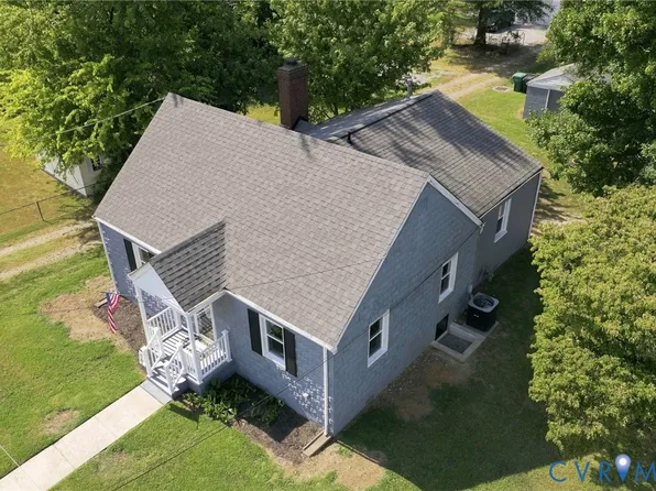 402 Stuart Ave, Colonial Heights, VA 23834
