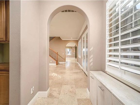 5th image of 12583 Vintner Dr