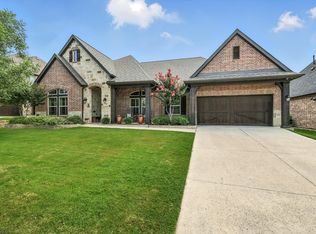 940 Fairway Ranch Pkwy, Roanoke, TX 76262