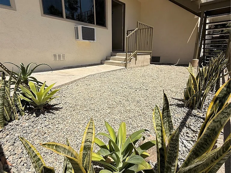1651 Golden Gate Ave #2 — Photo 1