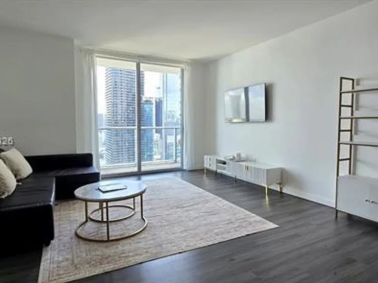 1100 S Miami Avenue Rd #3808 — Photo 3