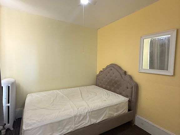 4th image of 185 Cottage St #2