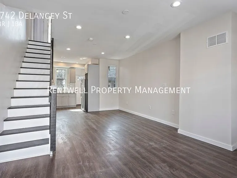 5742 Delancey St — Photo 2