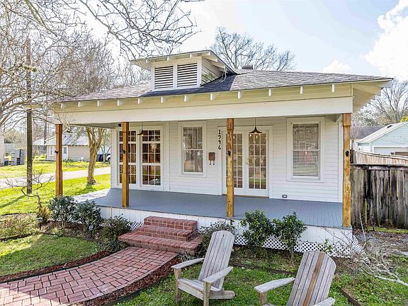 2nd image of 1946 Pericles St