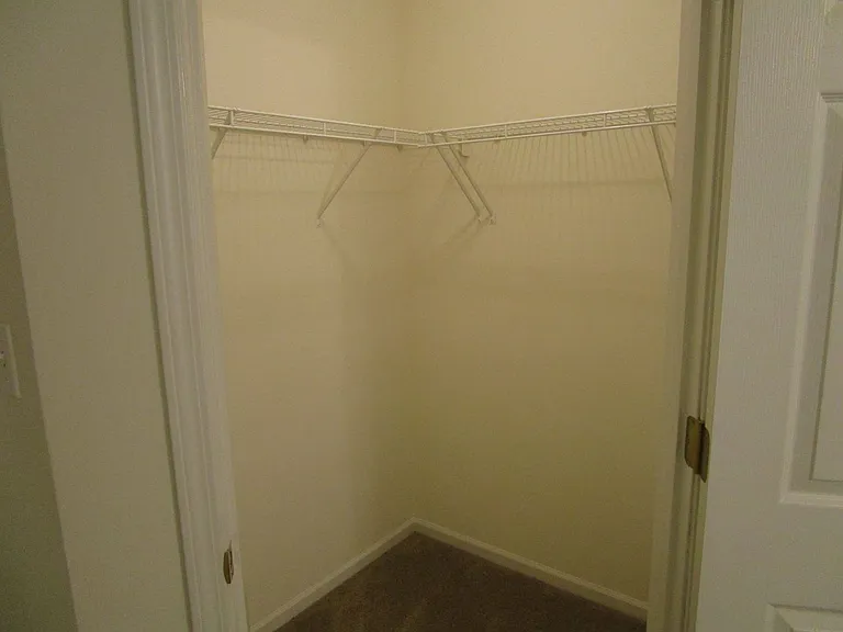 2409-2411 Northampton Dr. — Photo 26