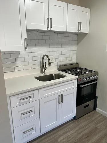 833 E Ellsworth Ave #203 Photo 1