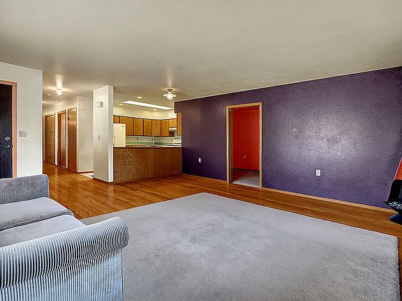 4th image of 4218 14th Ave SE