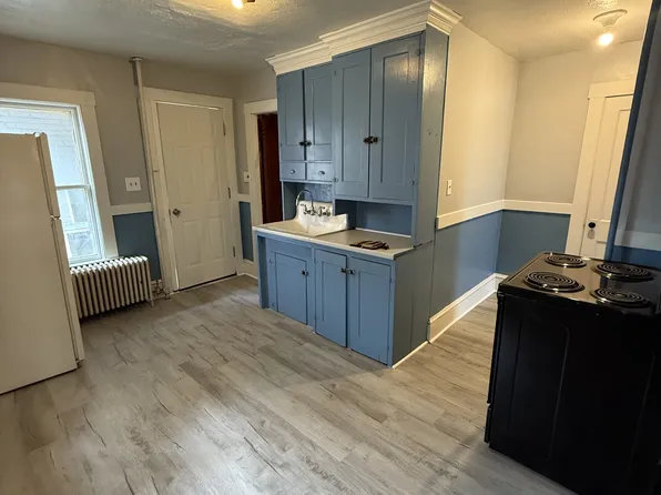 69 Willard St Unit 3, Berlin, NH 03570