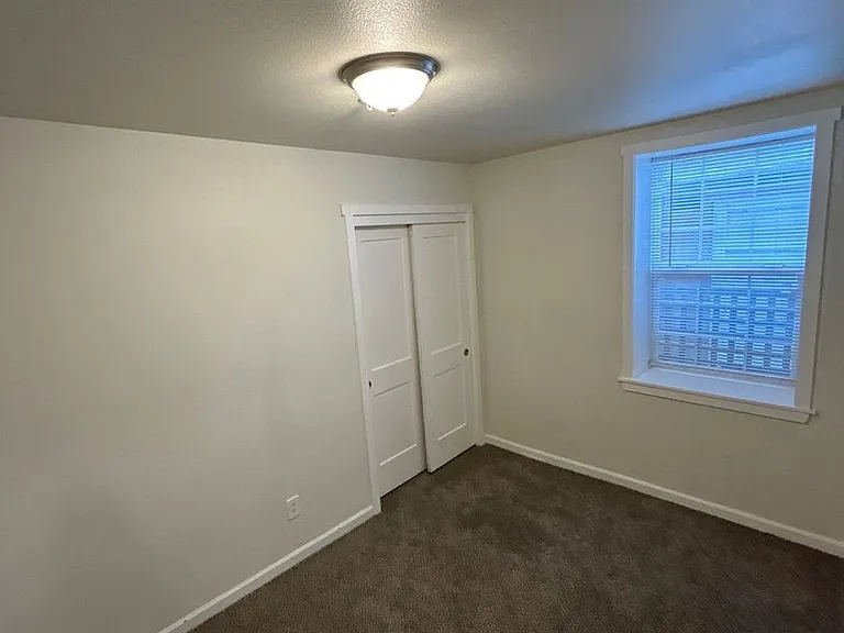 200 Railroad Ave #2 — Photo 9