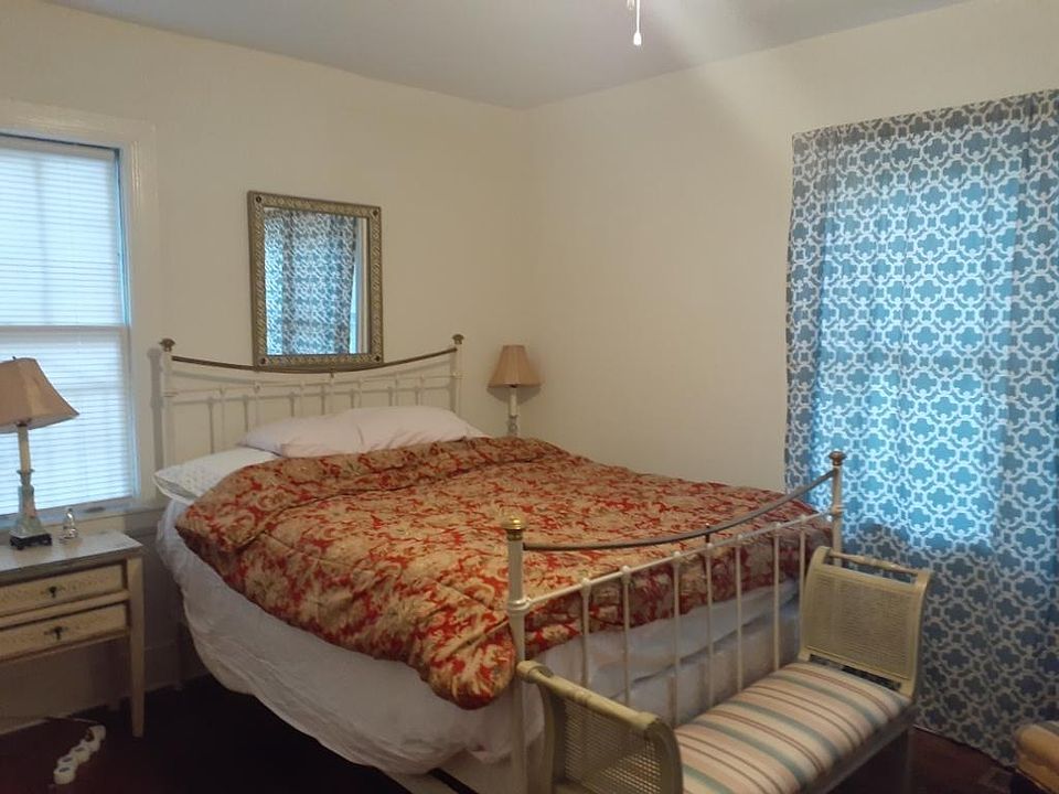 2nd image of 2563 Clifton Springs Rd