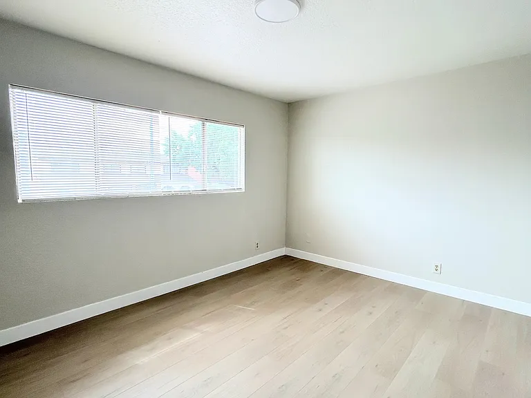 1603 Swarthout Ct — Photo 16