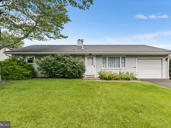 155 Wistar Rd, Fairless Hills, PA 19030