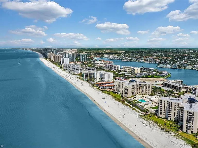 3200 Gulf Shore Blvd N #105 — Photo 31
