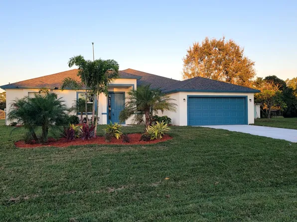 135 SW Hawthorne Circle, Port St Lucie, FL 34953