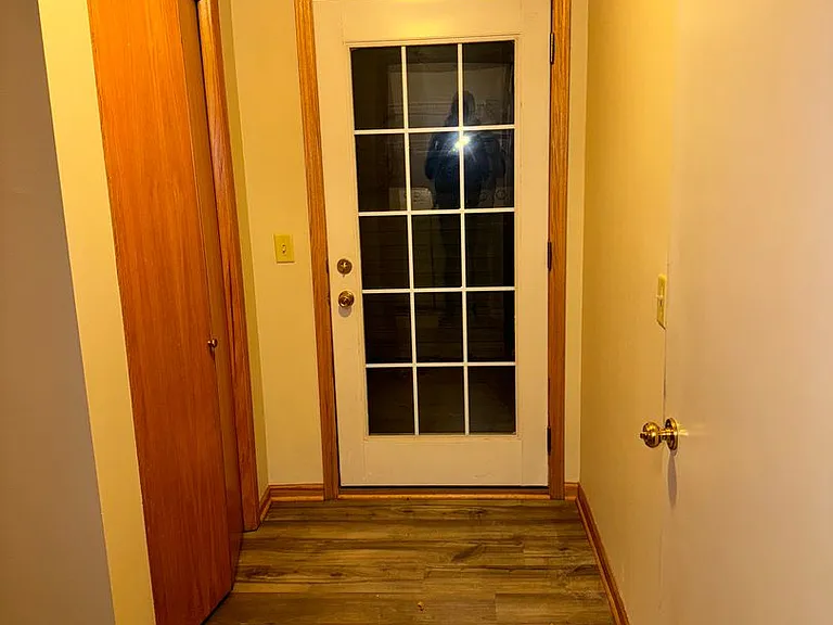 763 Rockford Ave E — Photo 7