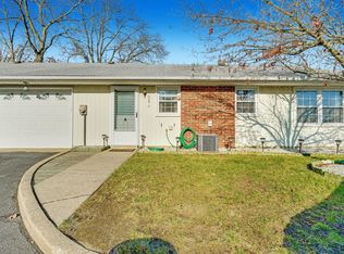 325C Coventry Ct, Lakewood, NJ 08701