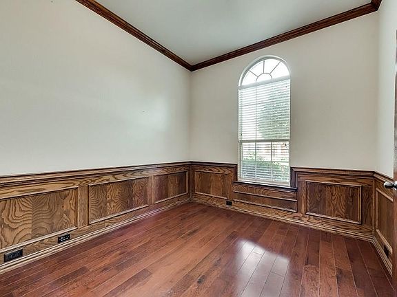 5th image of 4416 Cassandra Dr