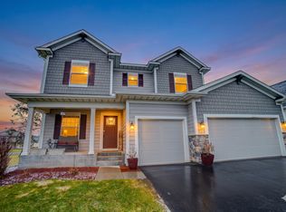 2046 Highland Cir, Hudson, WI 54016