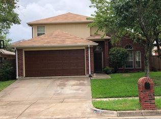 206 Moss Hill Dr, Arlington, TX 76018
