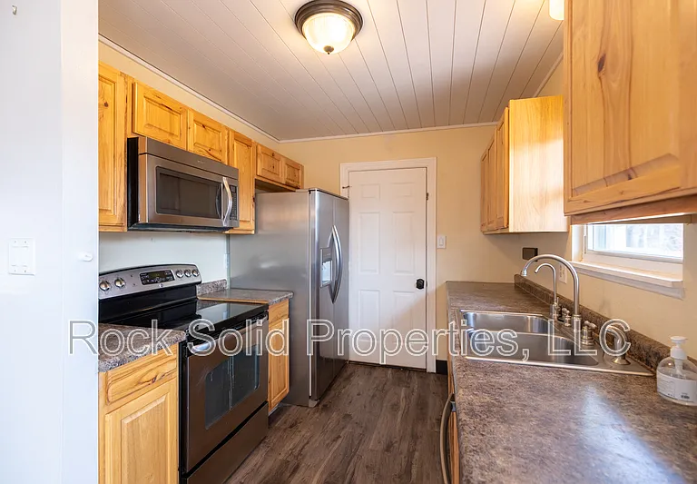 4709 Windmill Rd — Photo 10