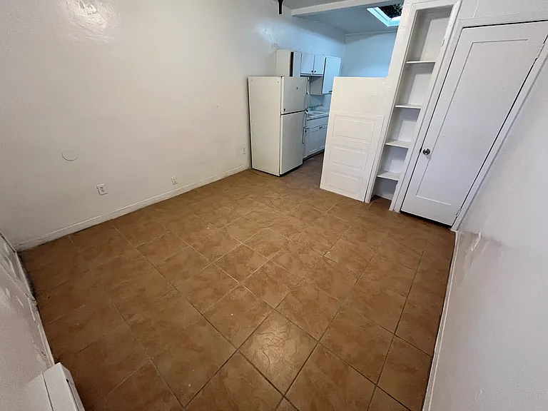 115 E Alturas St #4 — Photo 3