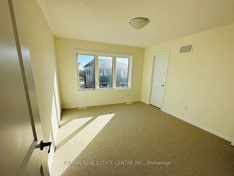 673 Ribstone Ct — Photo 5