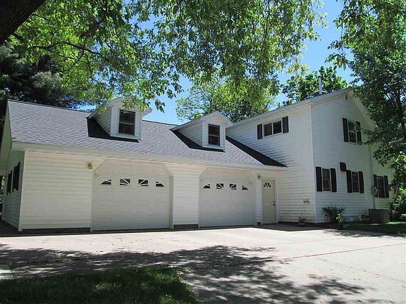 4th image of 714 W Knox St